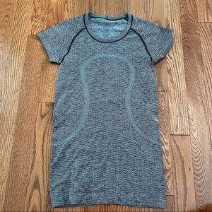 Lululemon swiftly tech top
